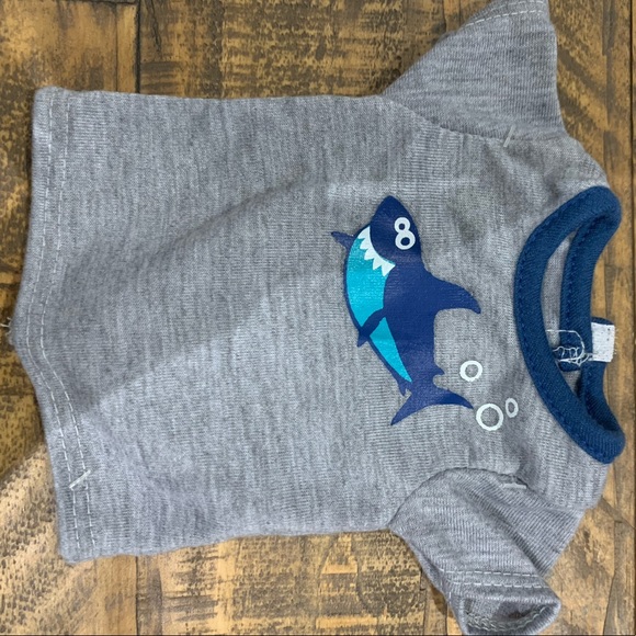 3 American girl doll T-shirts - Picture 6 of 7